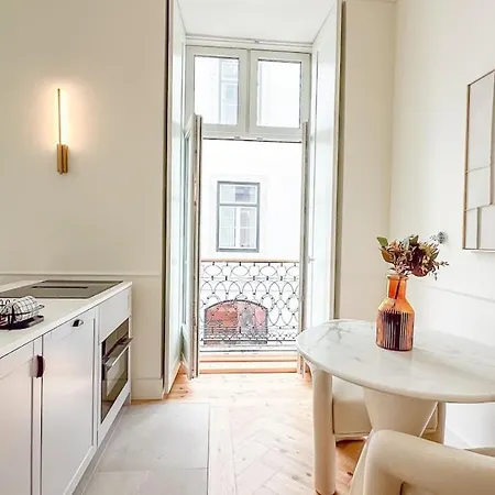 Historic With Ac Next To Praca Do Comercio Апартаменты