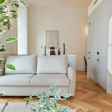 Historic With Ac Next To Praca Do Comercio Апартаменты Лиссабон