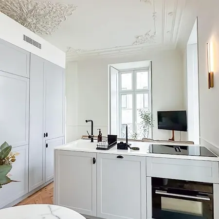 Апартаменты Historic With Ac Next To Praca Do Comercio Лиссабон